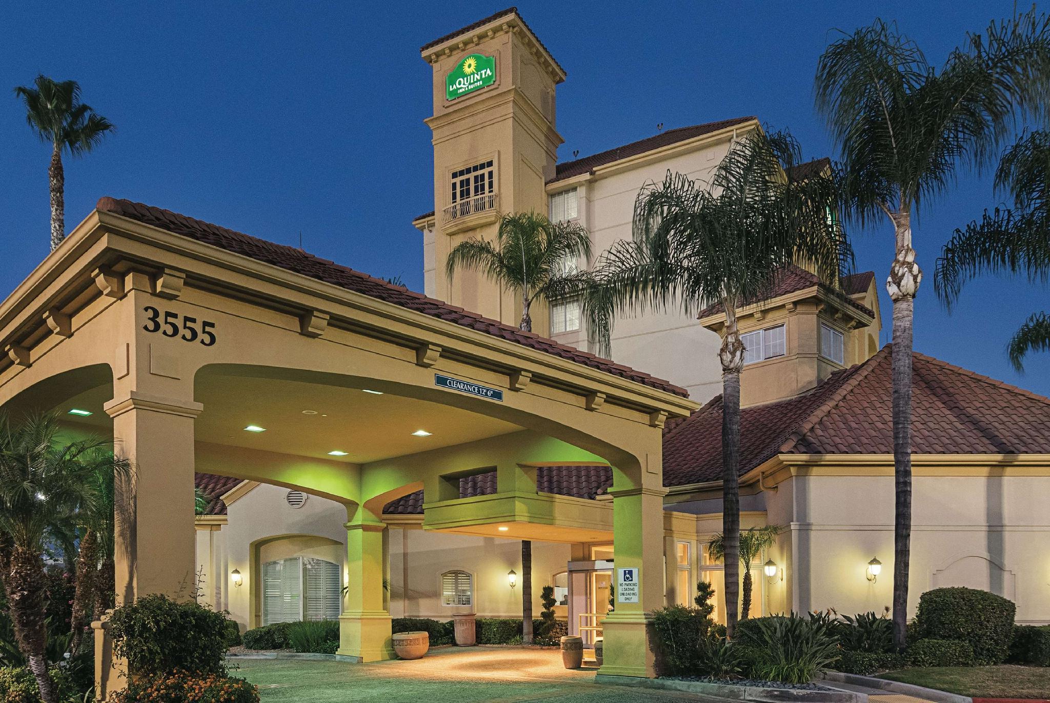 La Quinta Inn & Suites By Wyndham Ontario Airport Bagian luar foto