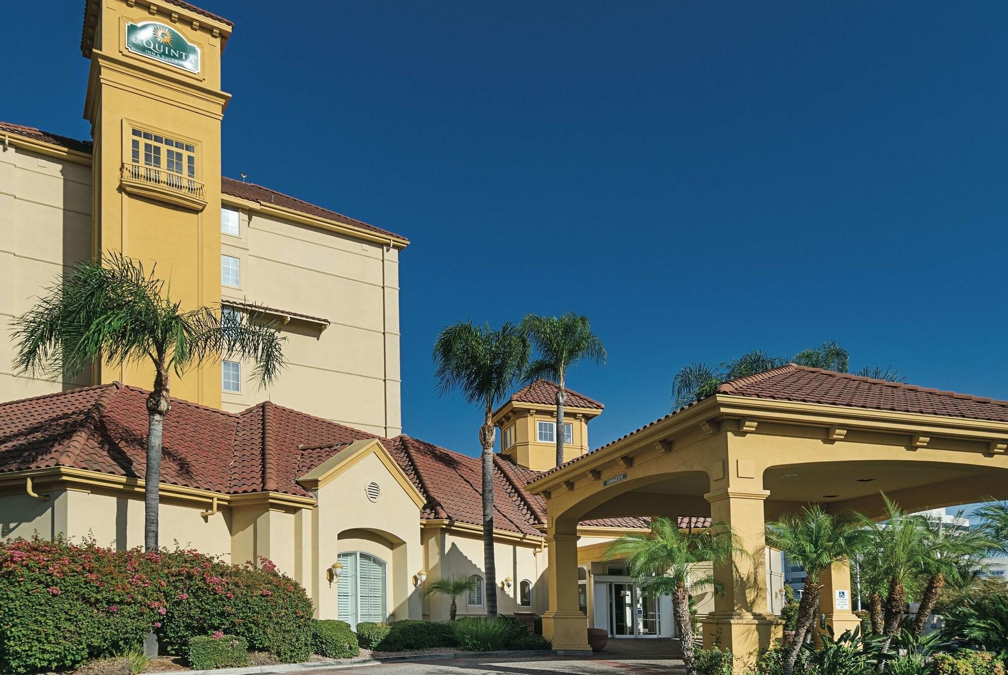 La Quinta Inn & Suites By Wyndham Ontario Airport Bagian luar foto